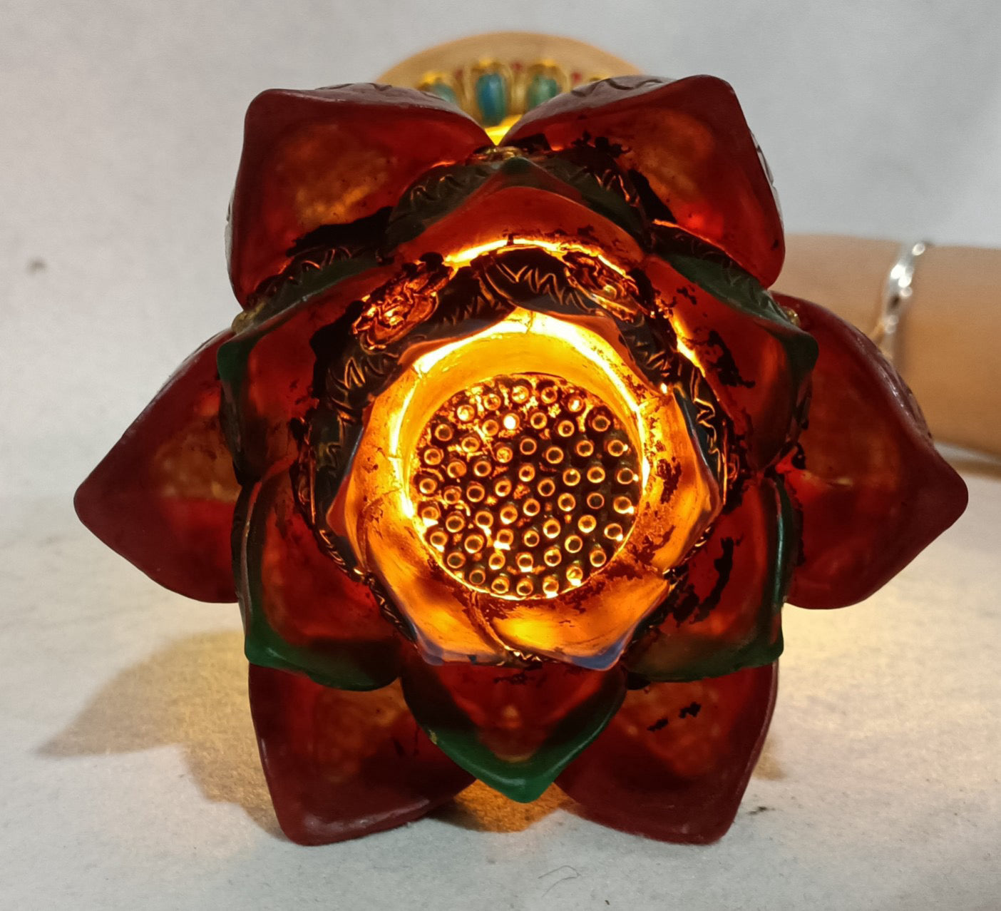 Yellow glazed lotus lamp