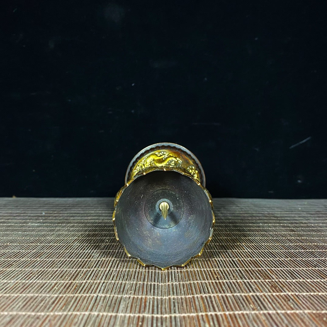 A pair of pure copper lotus wax platforms for attracting wealth and treasures