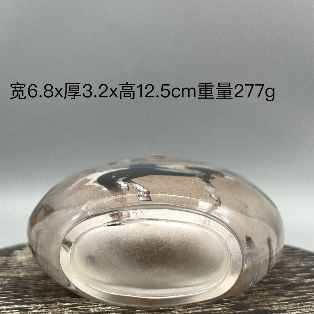 Chinese antique thick tire old glass snuff bottle