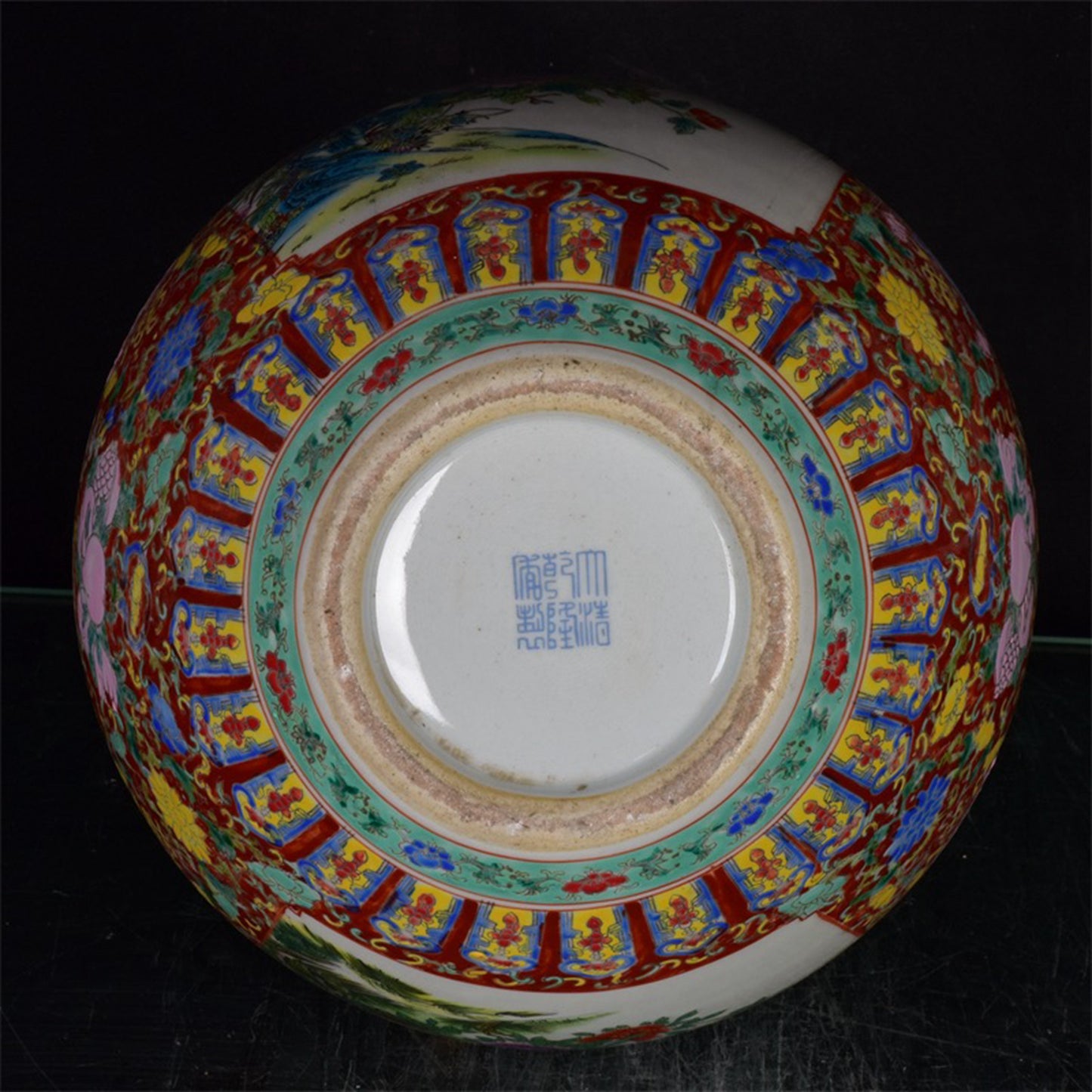 Chinese Antique Red Glazed Powder Colored Window Opening Flower and Bird Pattern Skyball Bottle