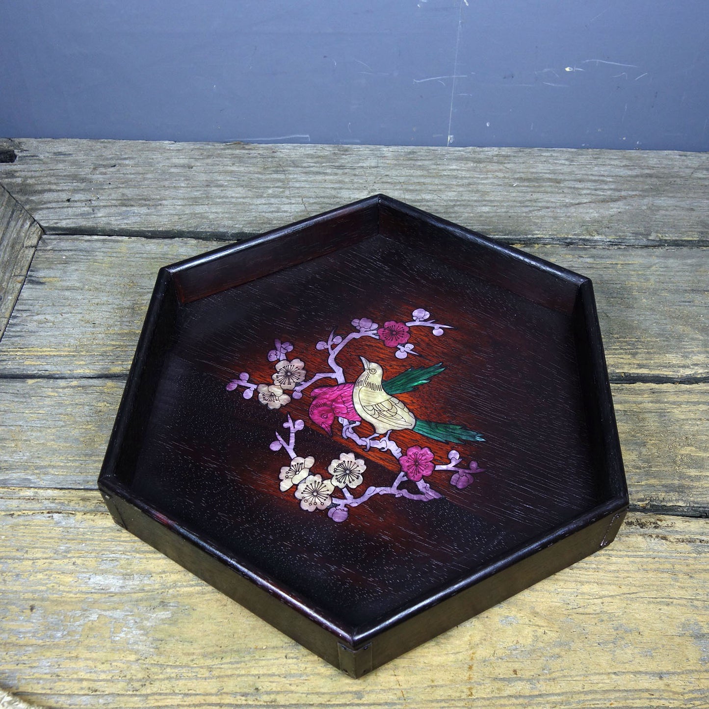 Pear wood inlaid shell plate
