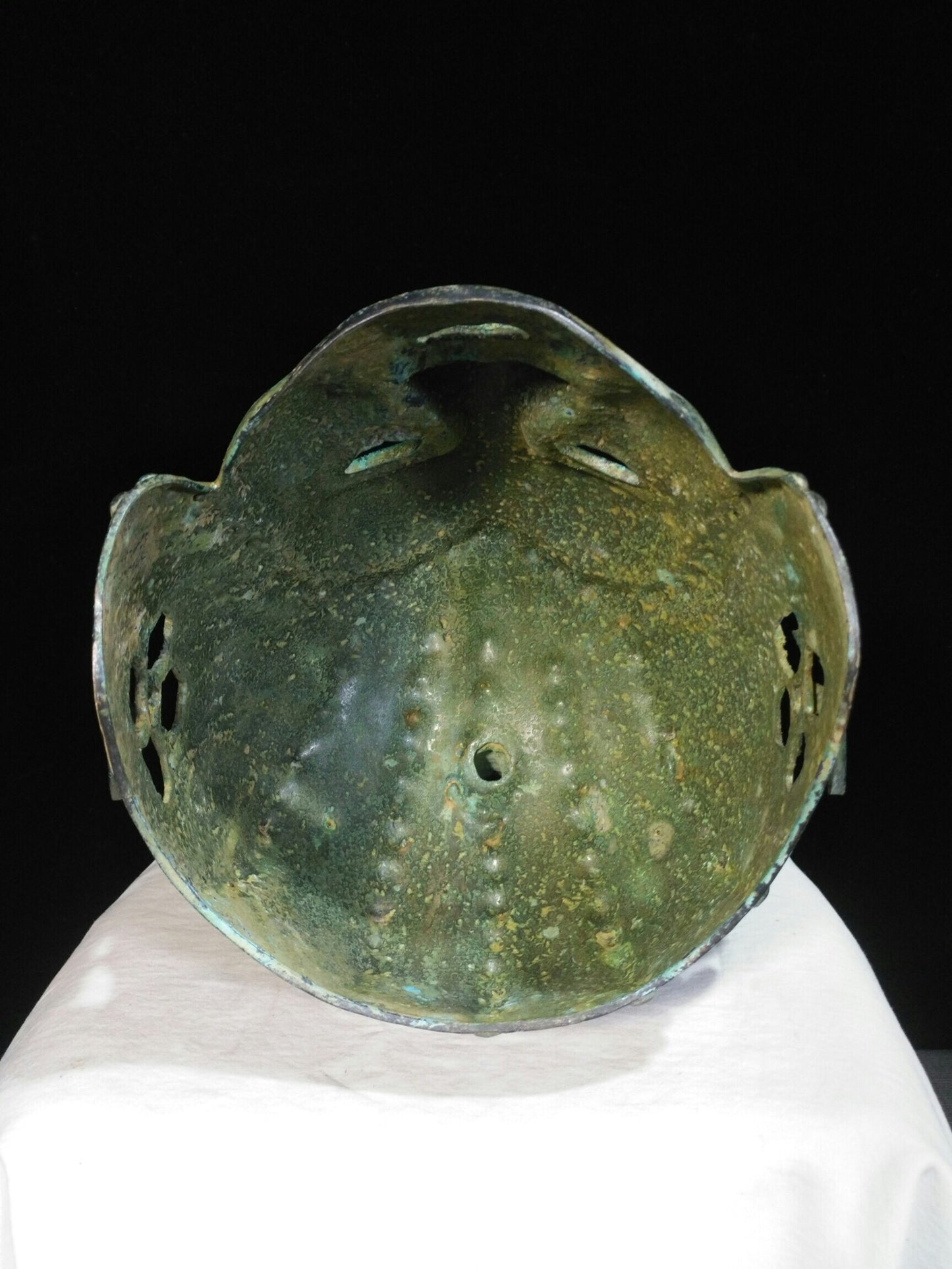Chinese antique bronze helmet