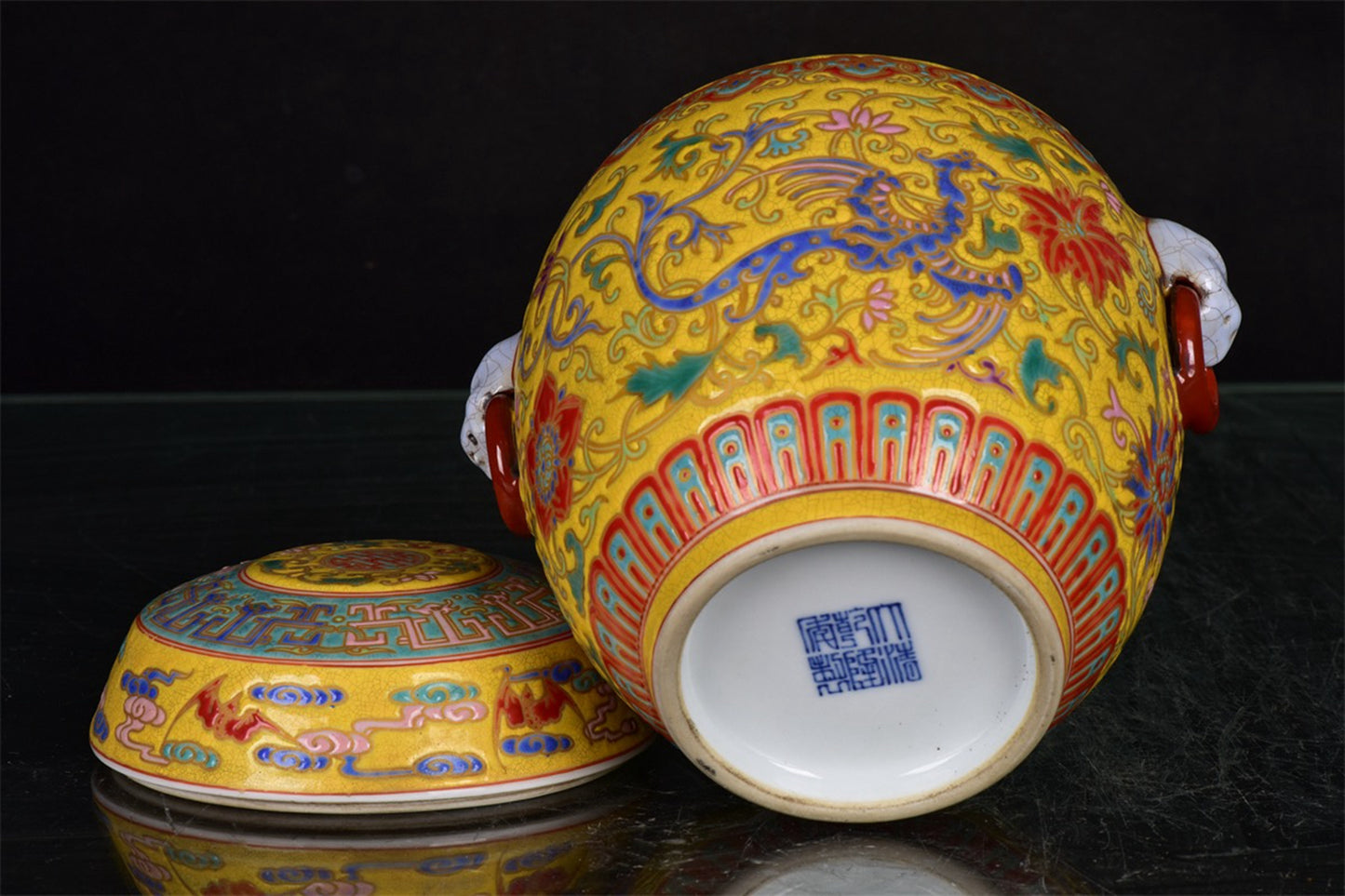 Chinese Antique Yellow Glazed Enamel Colored Entangled Branch Flower Pattern Double Lion Ear Cap Jar