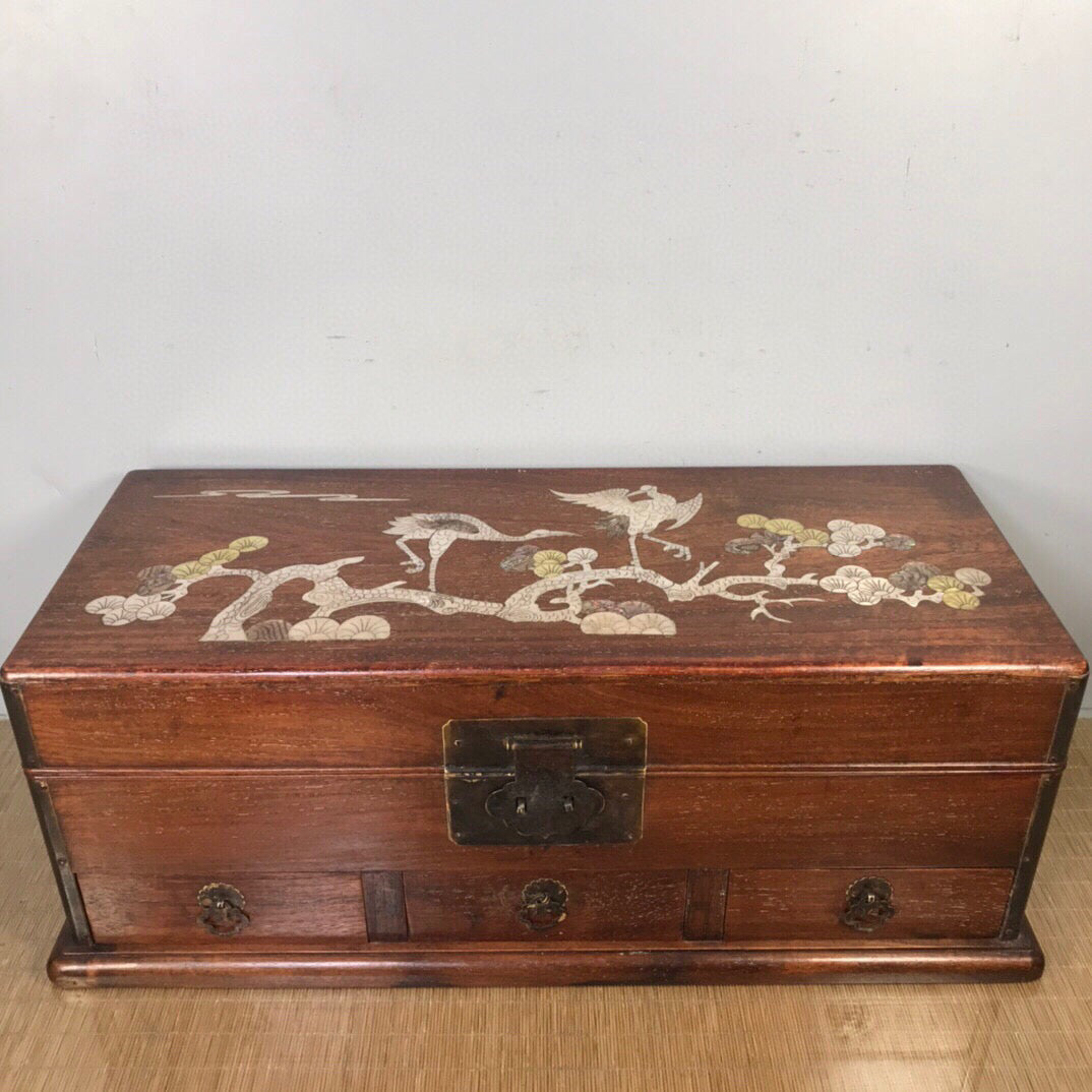 Chinese antique rosewood box