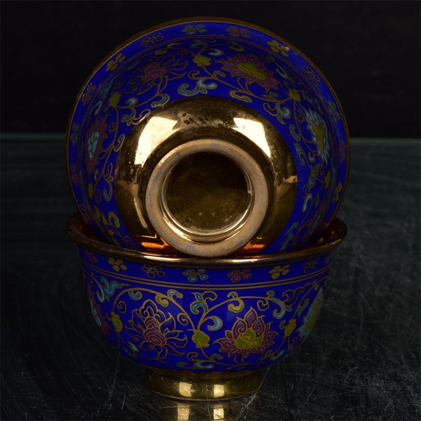 Chinese Antique Flower Pattern Gilded Hand Pressing Cup