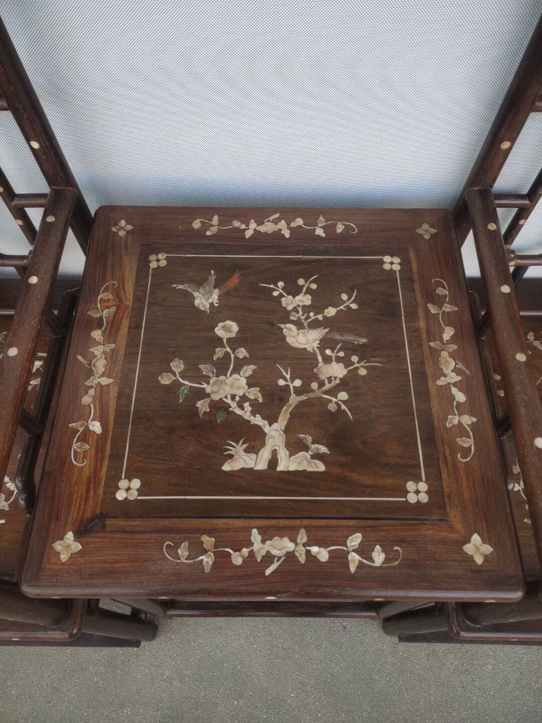 A set of Chinese antique rosewood grand chairs