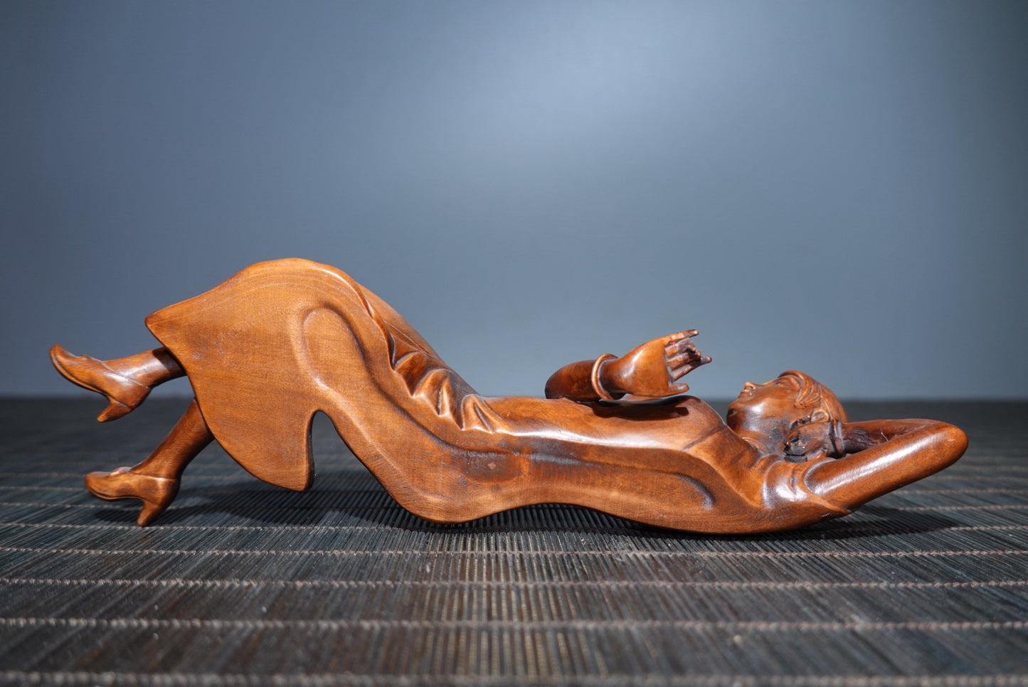 Huangyangmu finely carved girl statue