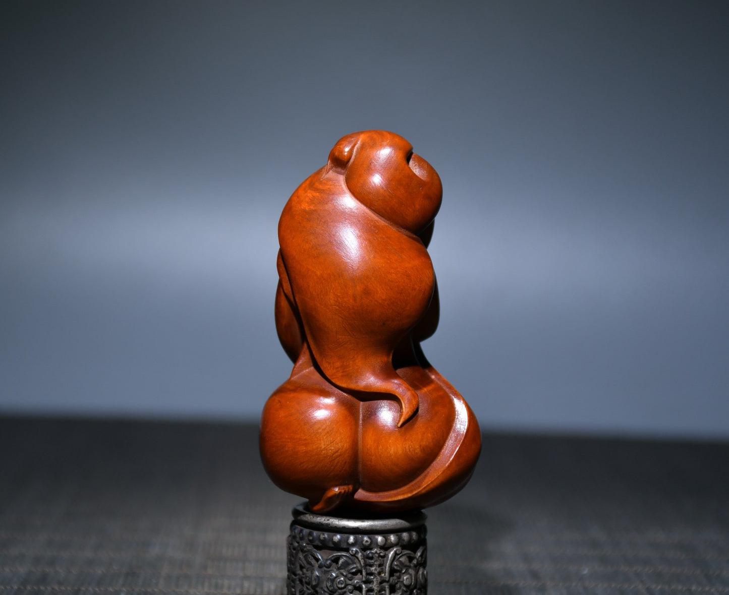 Small leaved boxwood carved female statue