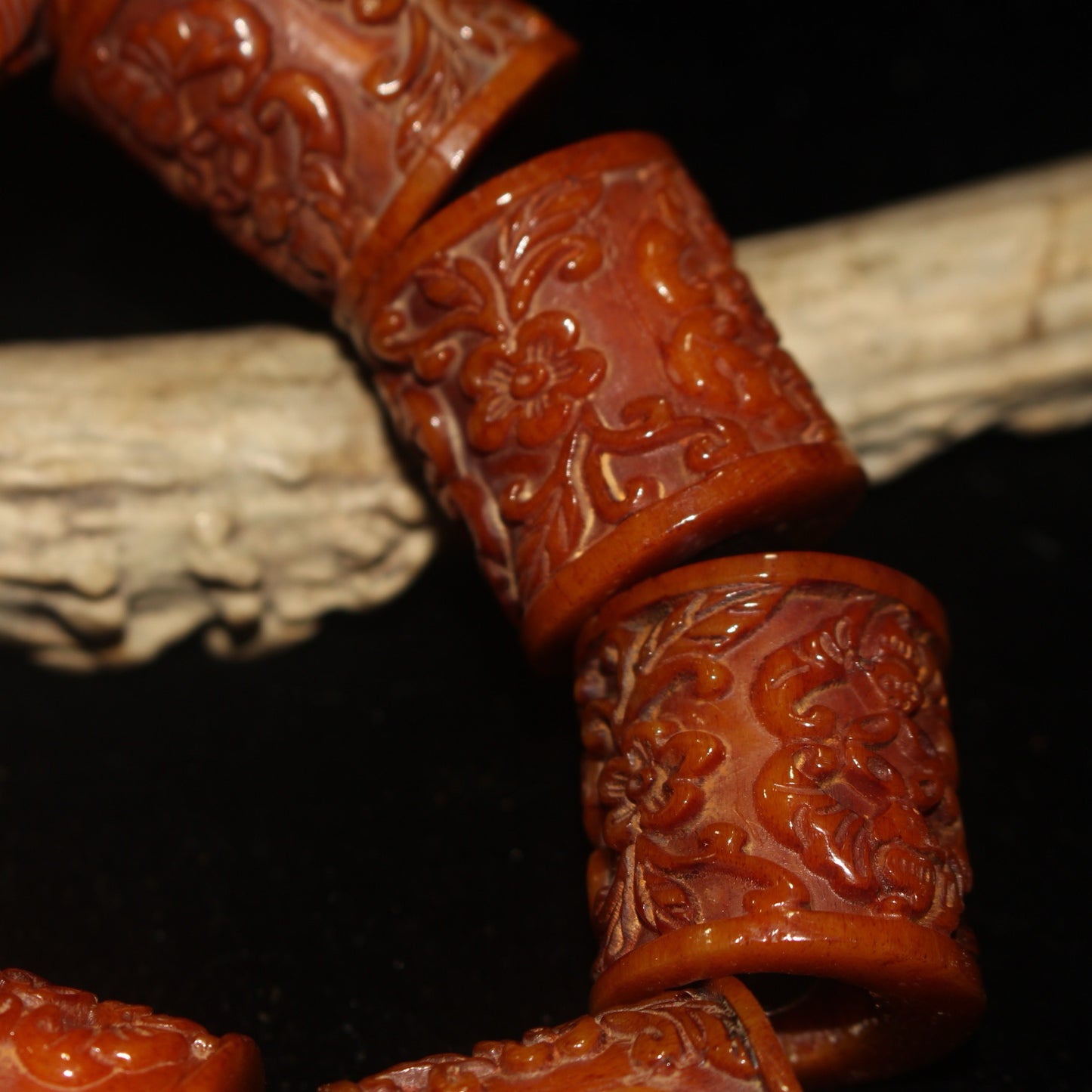 Chinese antique pure cow bone bucket bead carved bracelet