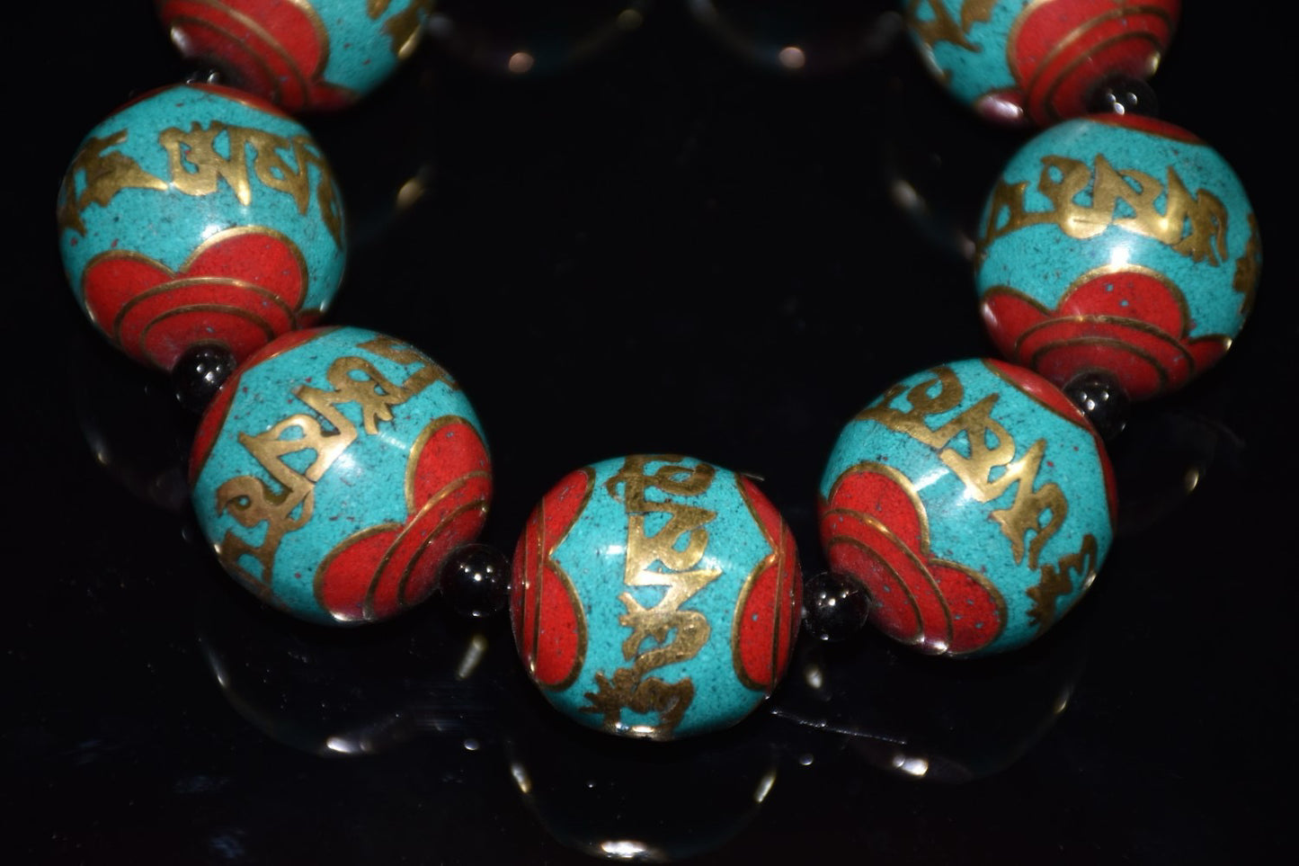 Chinese Antique Red Pine Green Pine Tibetan Handstring