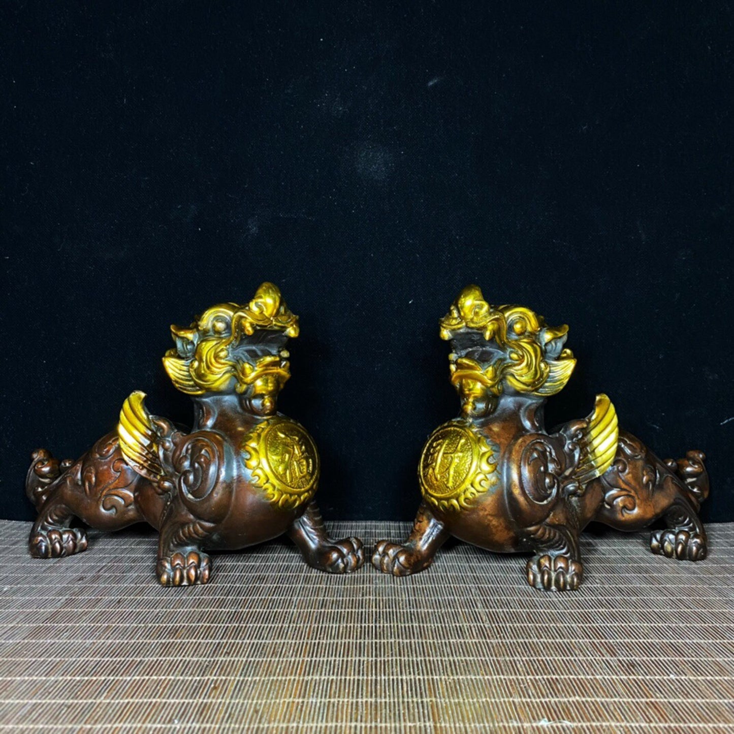 A pair of Chinese antique pure copper pixiu