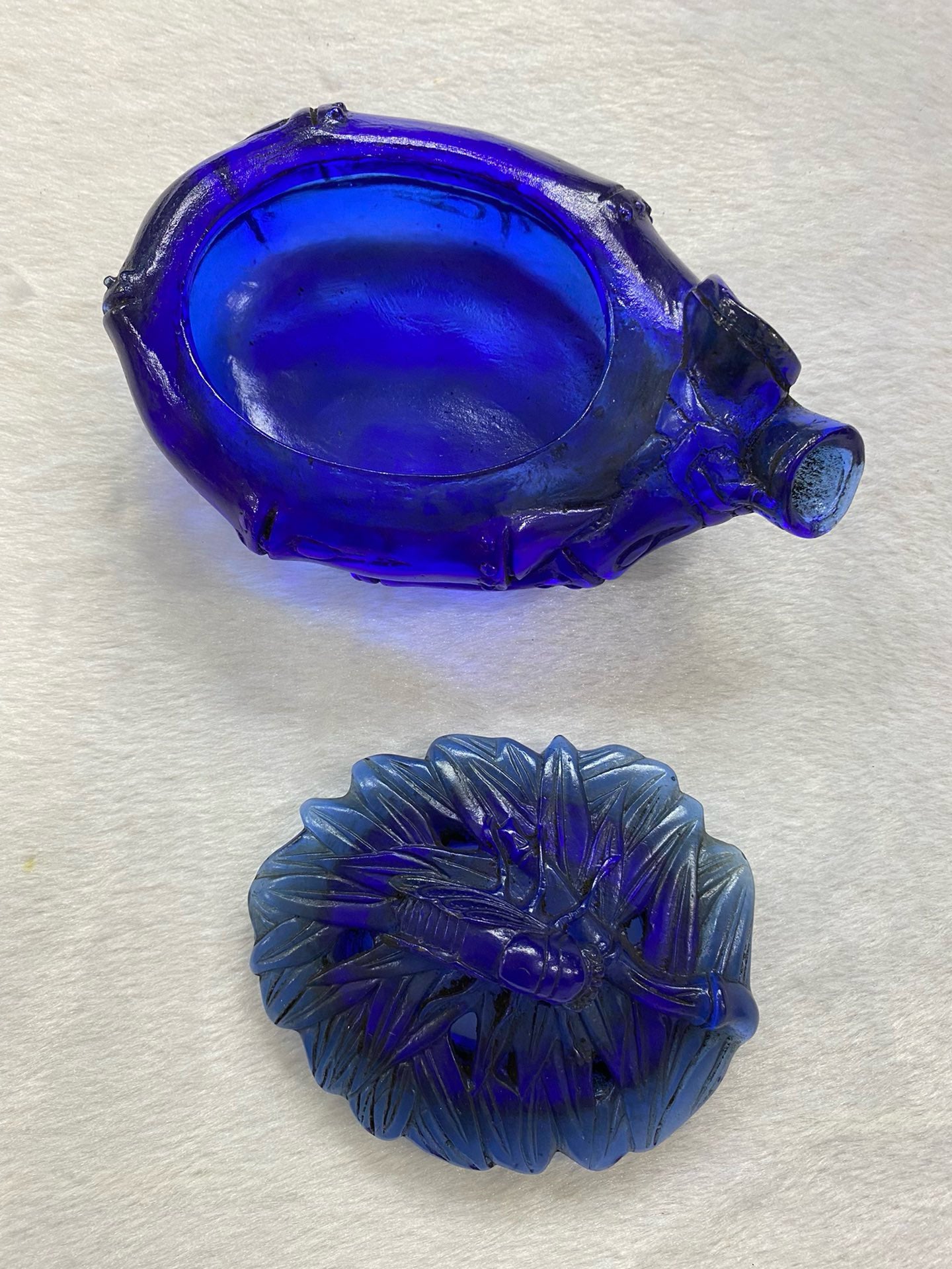 Chinese antique bamboo joint shaped old glass brush wash