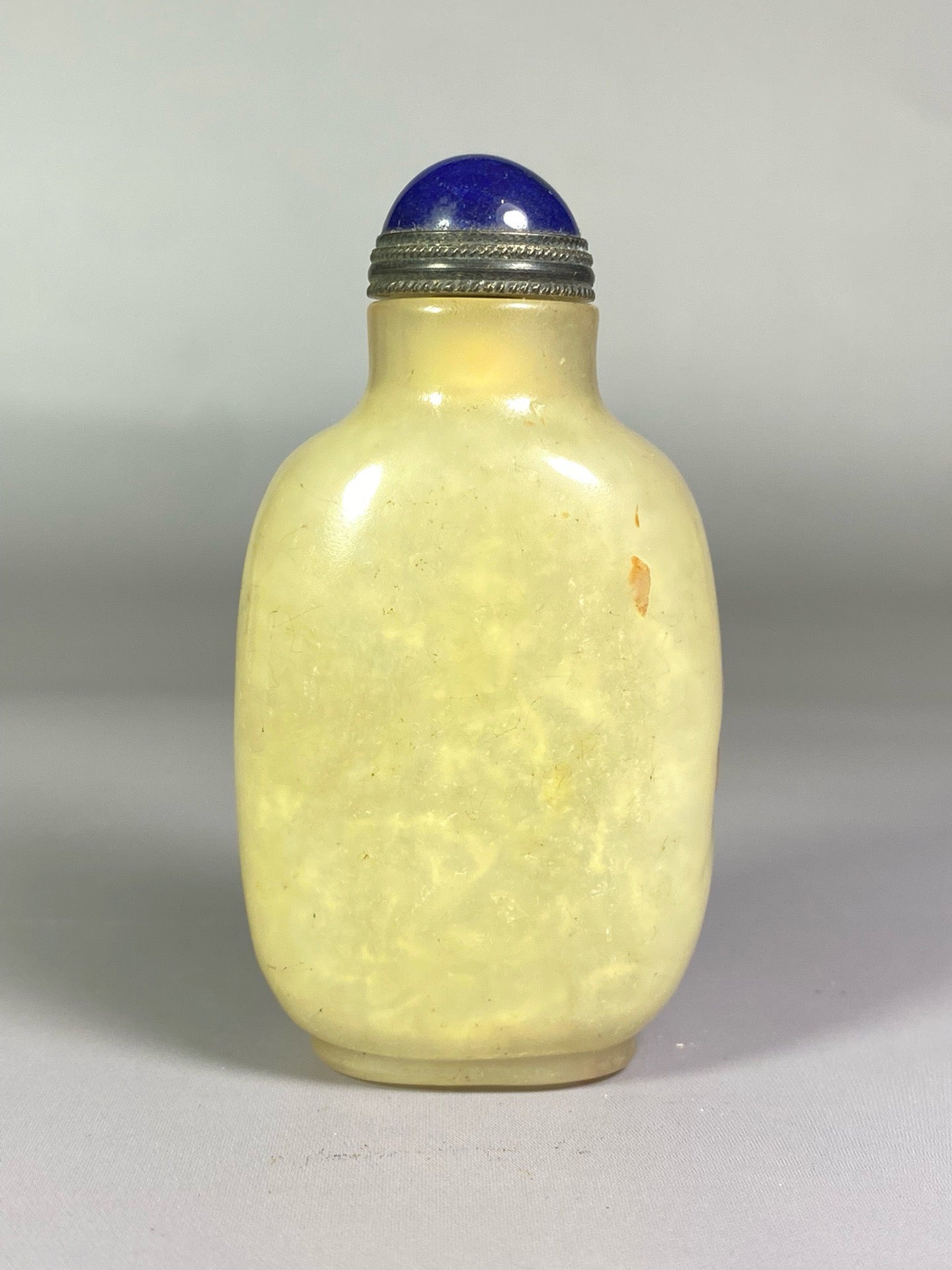 Chinese antique agate beautifully colored carved snuff bottle