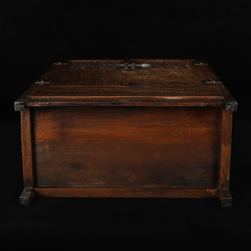 Hua Li Mu hollow carved opposite door bookcase