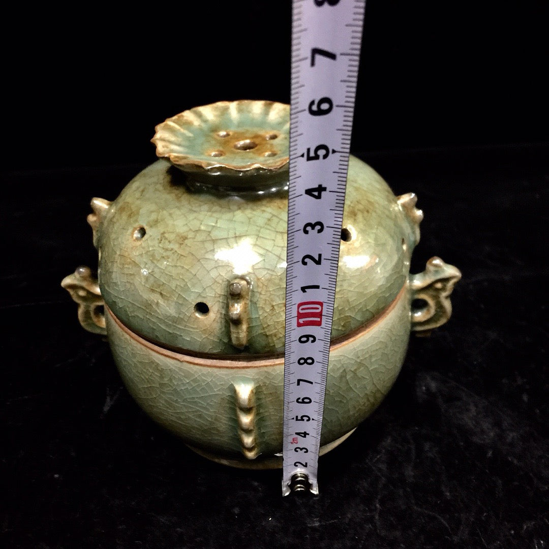 Chinese antique porcelain fumigation furnace