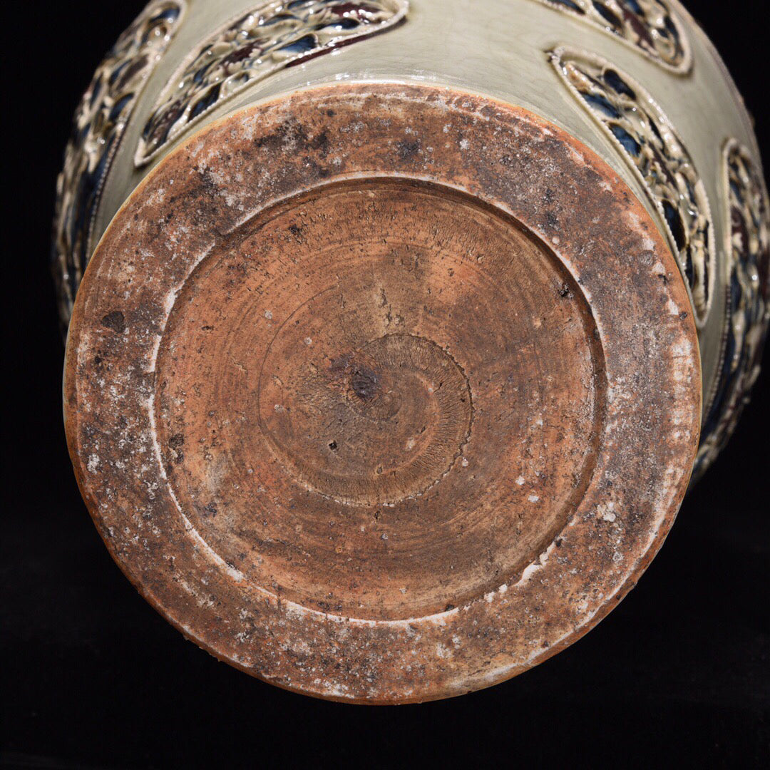 Chinese antique plum vase with flower and bird patterns
