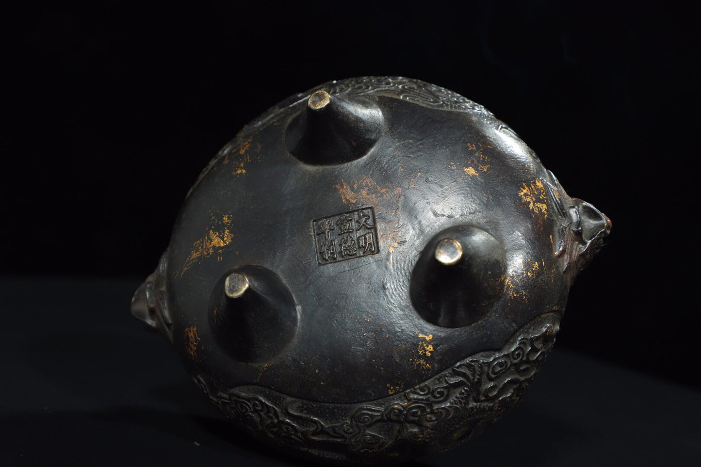 Chinese antique pure copper aromatherapy stove