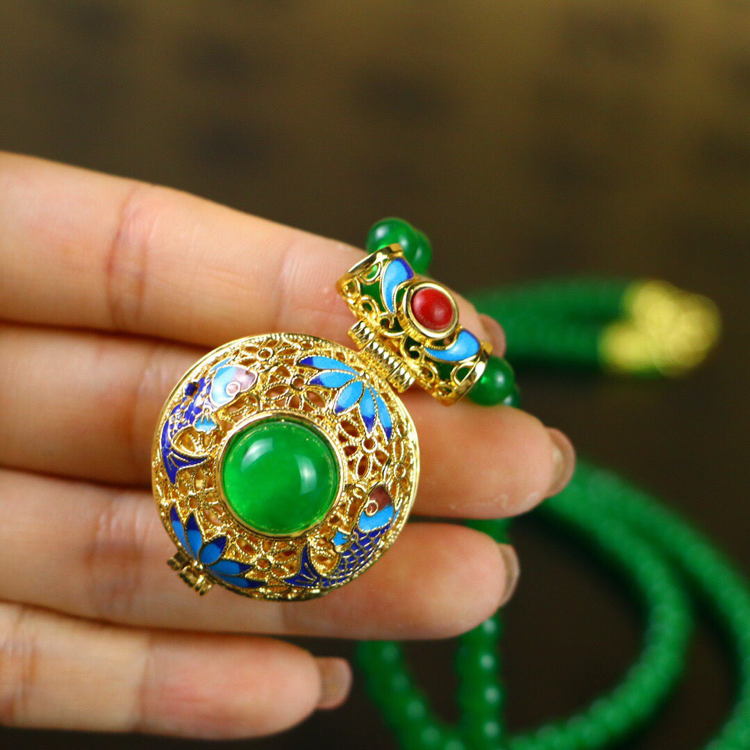 Chinese antique high ice pendant