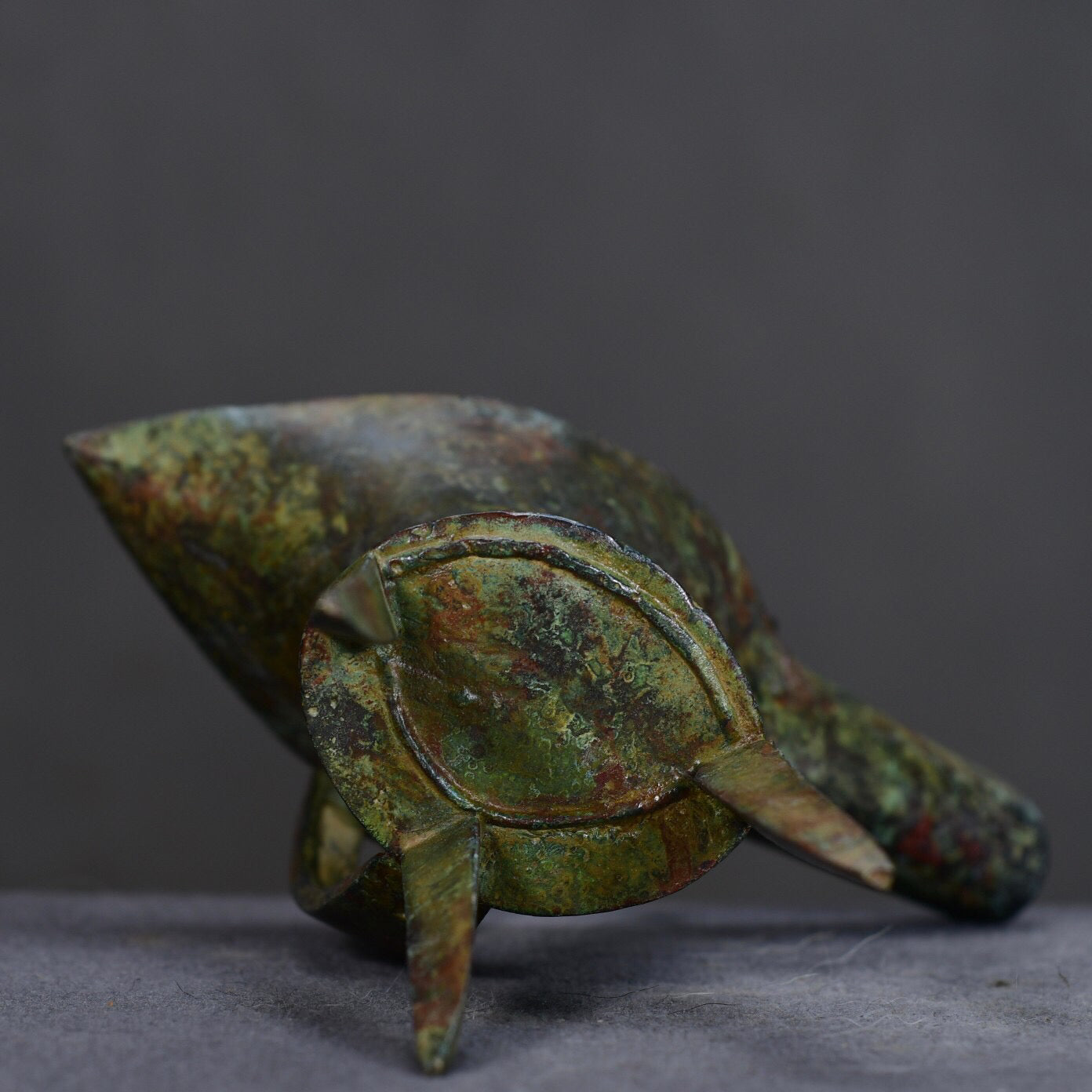 Chinese antique bronze corner cup