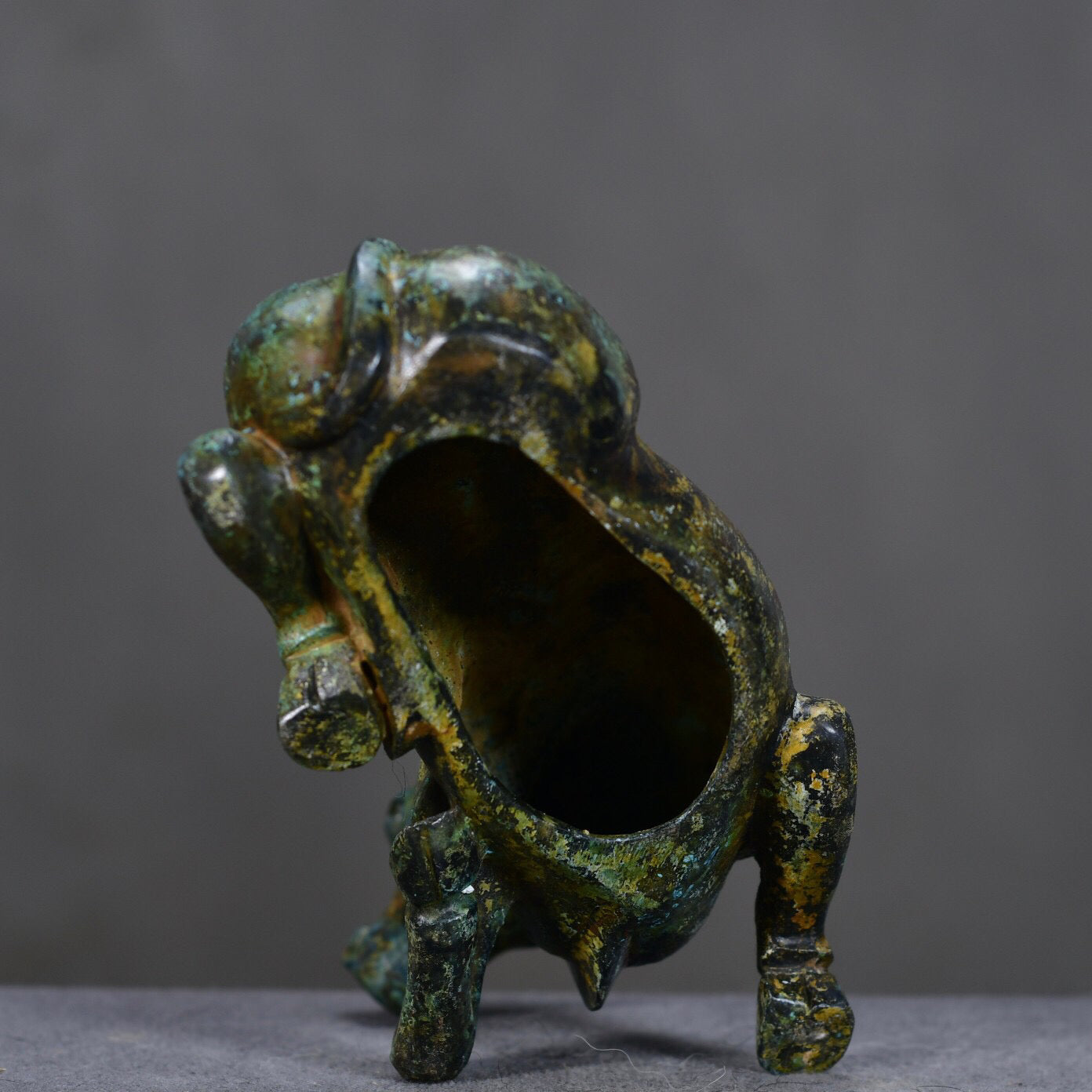 Chinese antique bronze ox statue