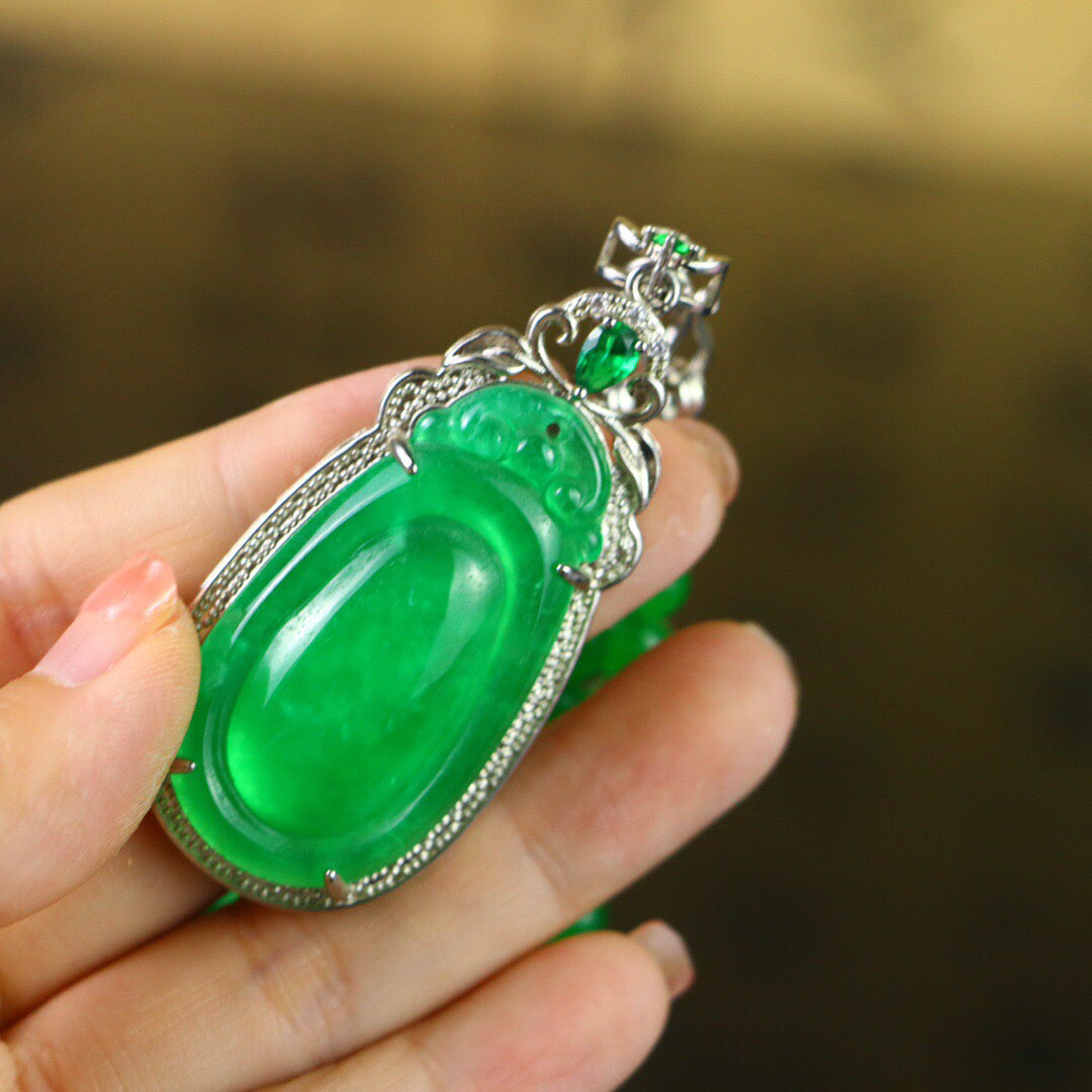 Chinese antique high ice pendant