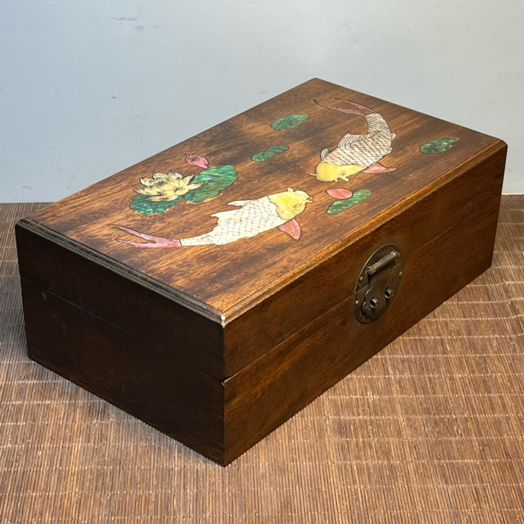 Ancient Chinese rosewood inlaid shell carving storage box, jewelry box
