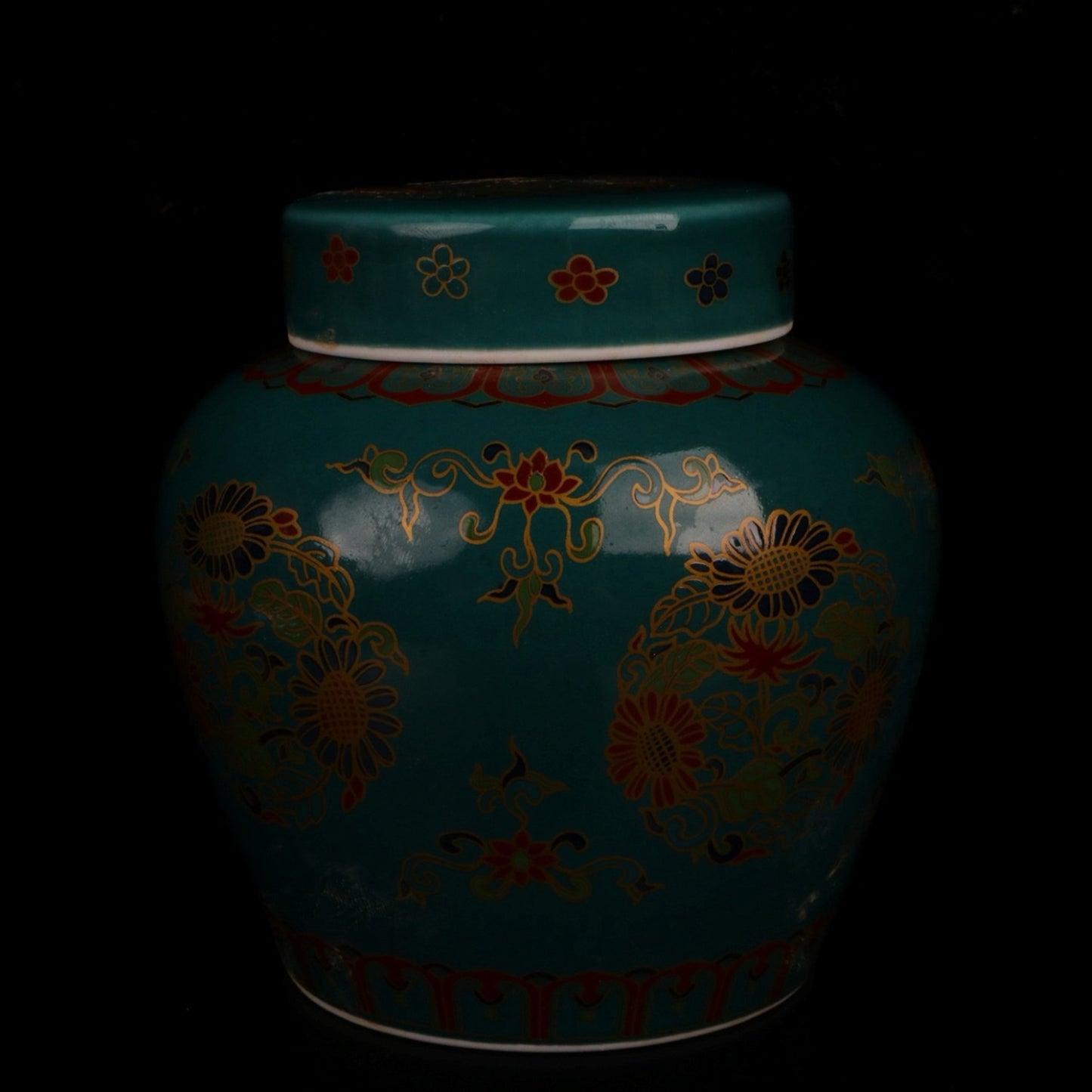Lake Blue Glazed Pink Flower Pattern Skybone Jar