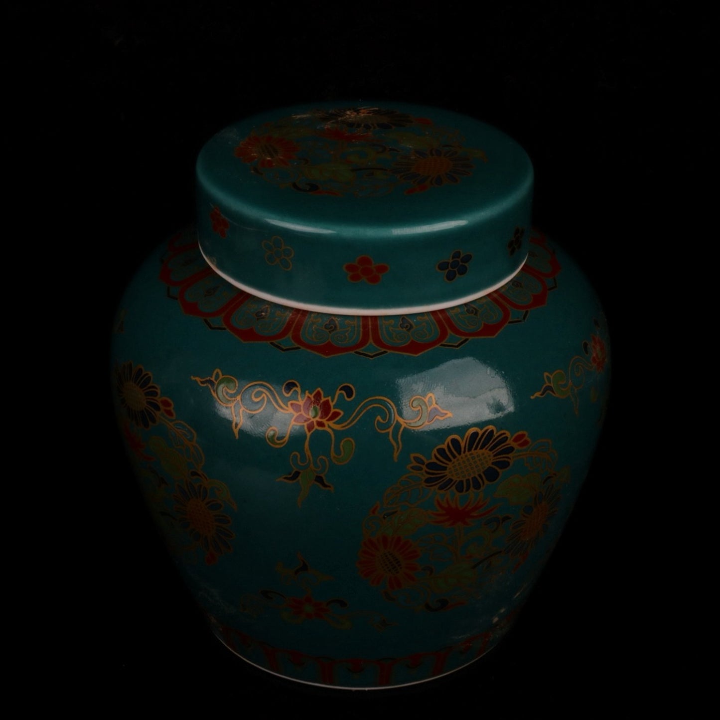 Lake Blue Glazed Pink Flower Pattern Skybone Jar