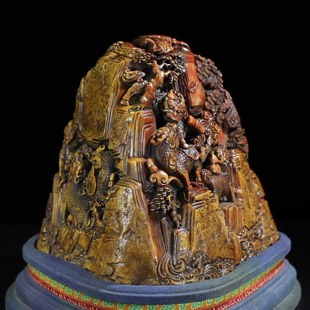 Shoushan Original Stone Qilin Offering Auspicious Seal Decoration