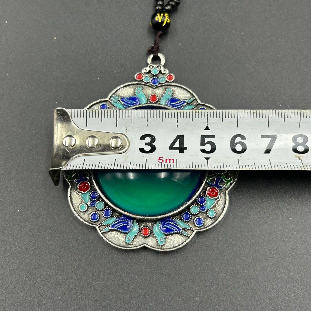 Chinese antique copper temperature sensitive color changing pendant