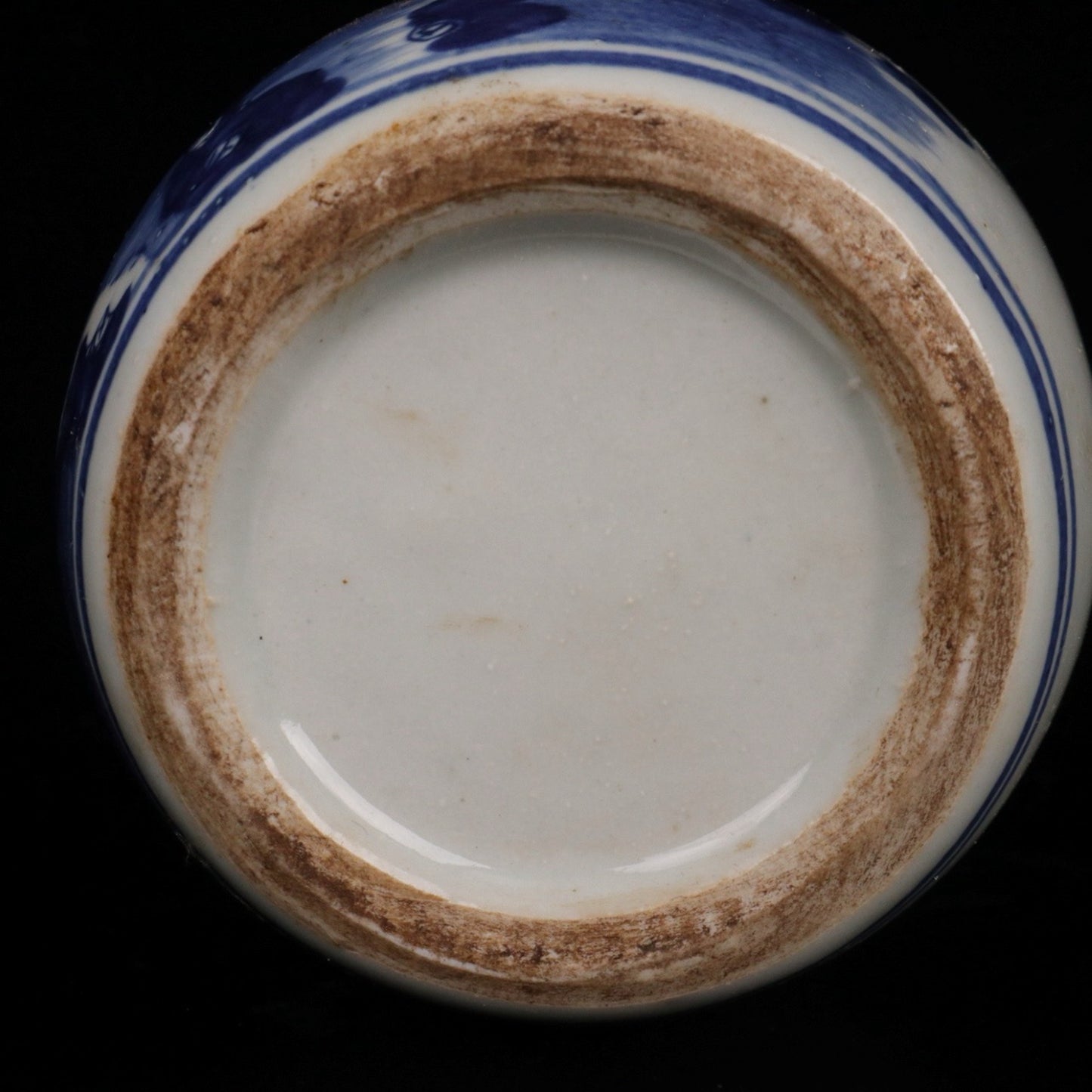 Blue and white flower and bird patterned small lid jar