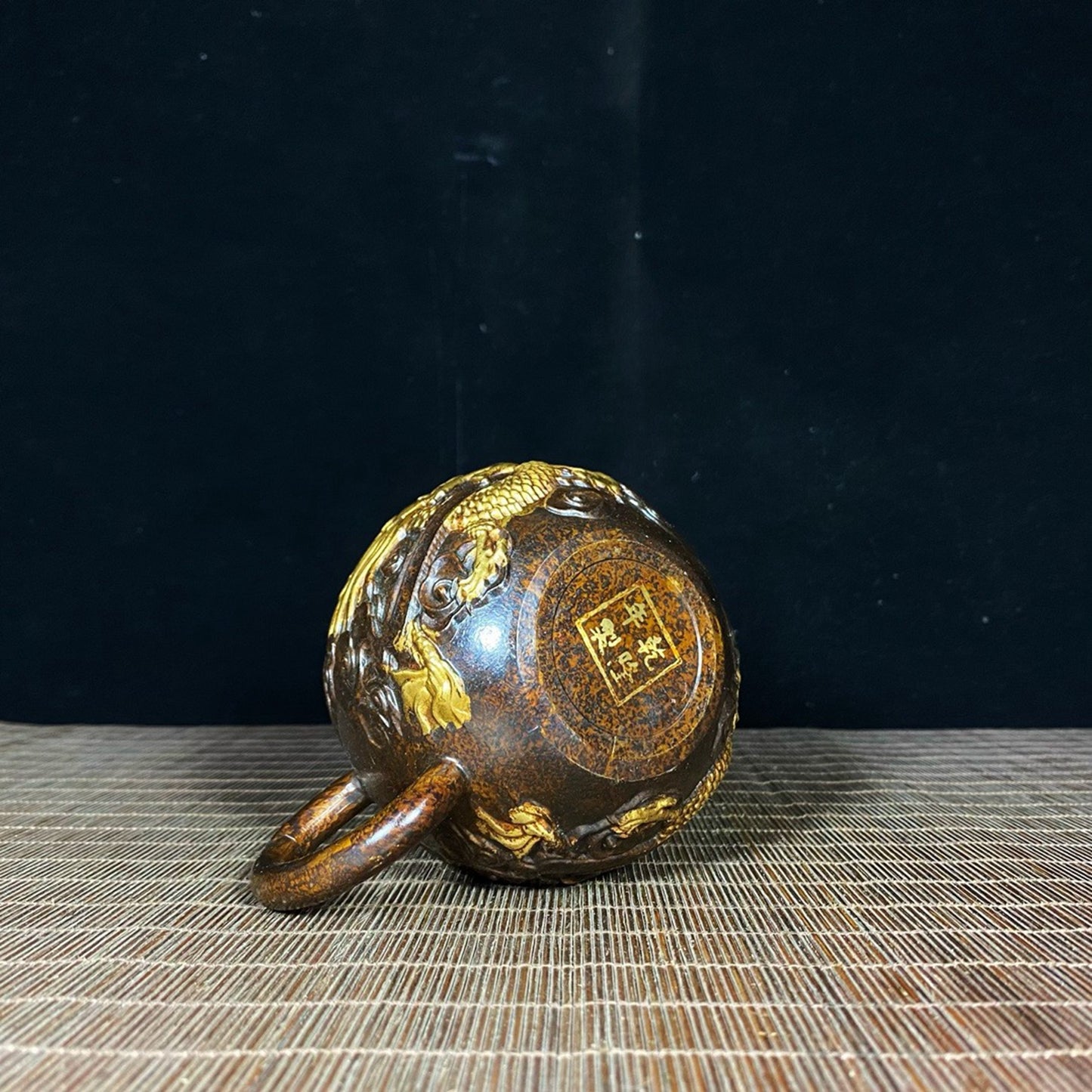 Pure copper gilded relief gold dragon auspicious cloud teapot