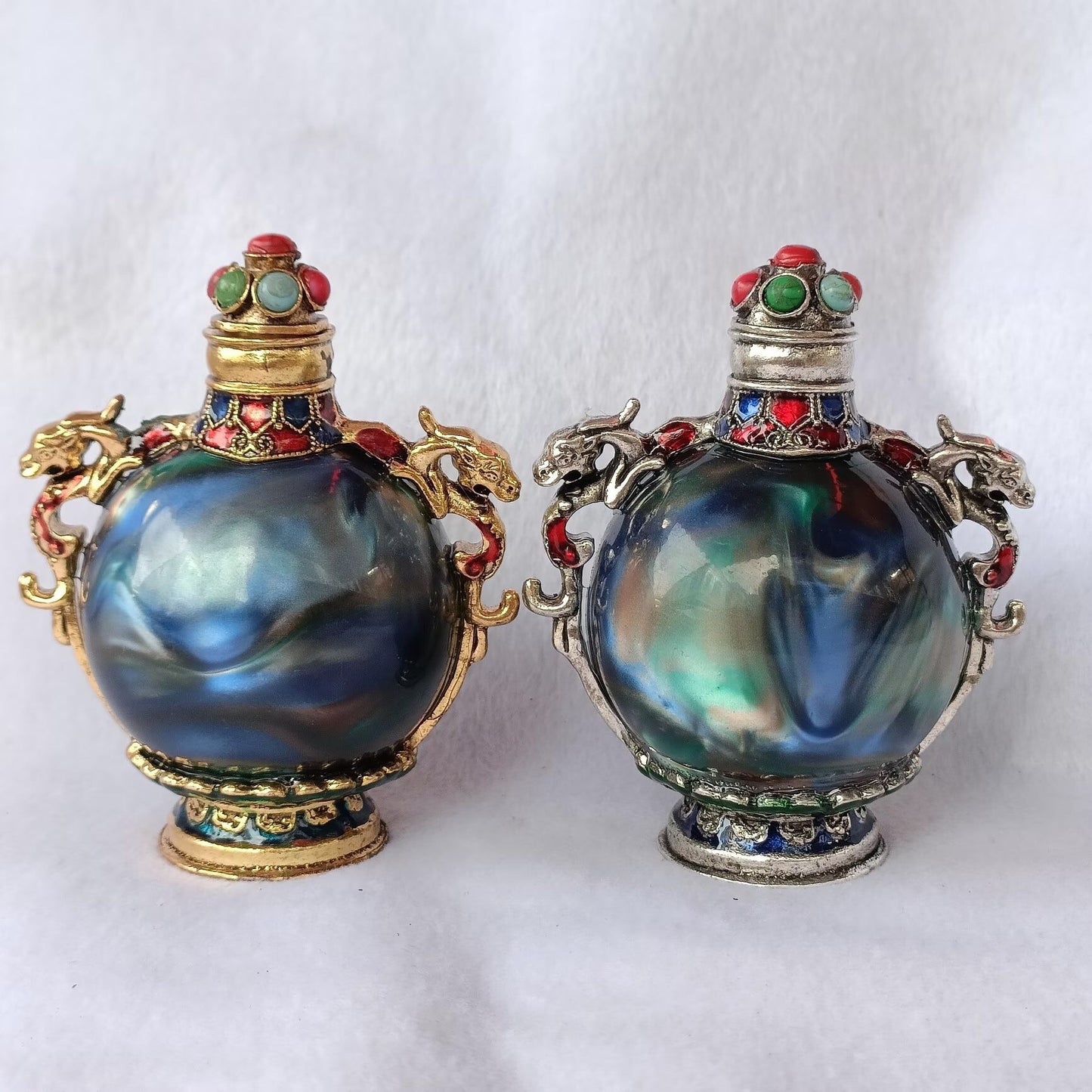 Chinese antique copper snuff bottle