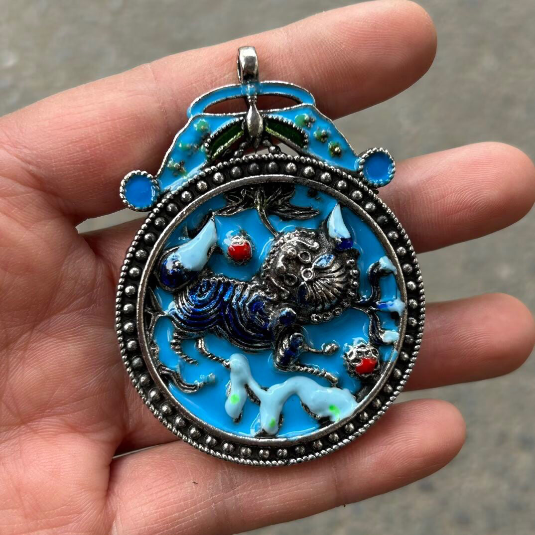 Chinese antique cloisonn é imitation jade Guanyin Buddha pendant hanging tag