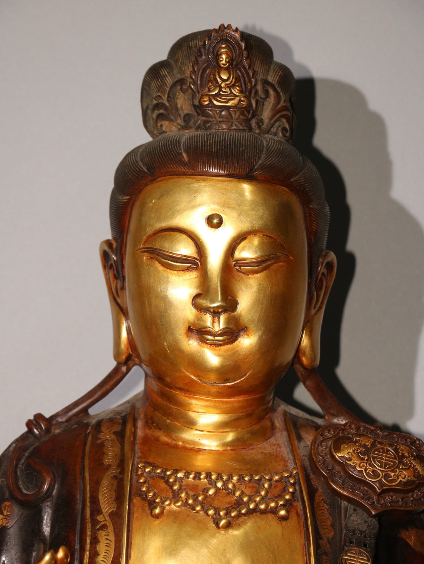 A Purple Copper Plated True Gold Buddha Statue of Ruyi Guanyin Bodhisattva