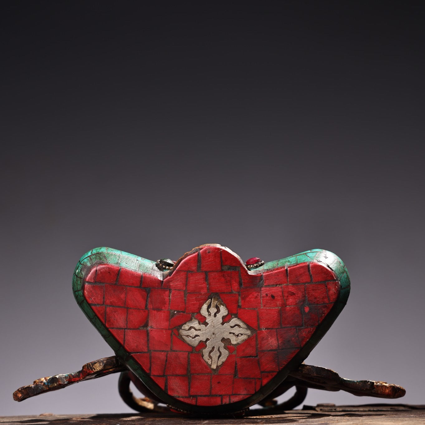 Chinese antique pure copper inlaid with gemstones, painted with Tibetan esoteric longevity Buddha statue