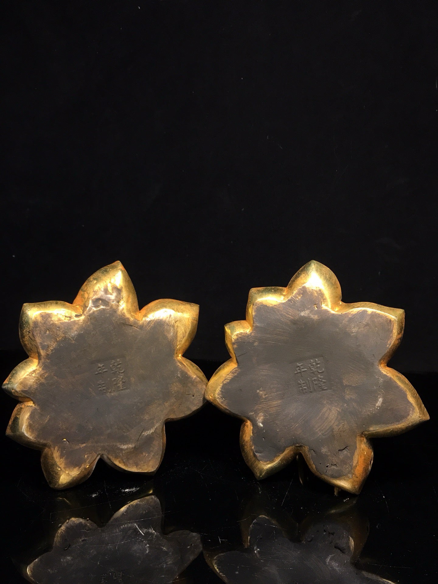 Chinese antique pure copper phoenix wax platform