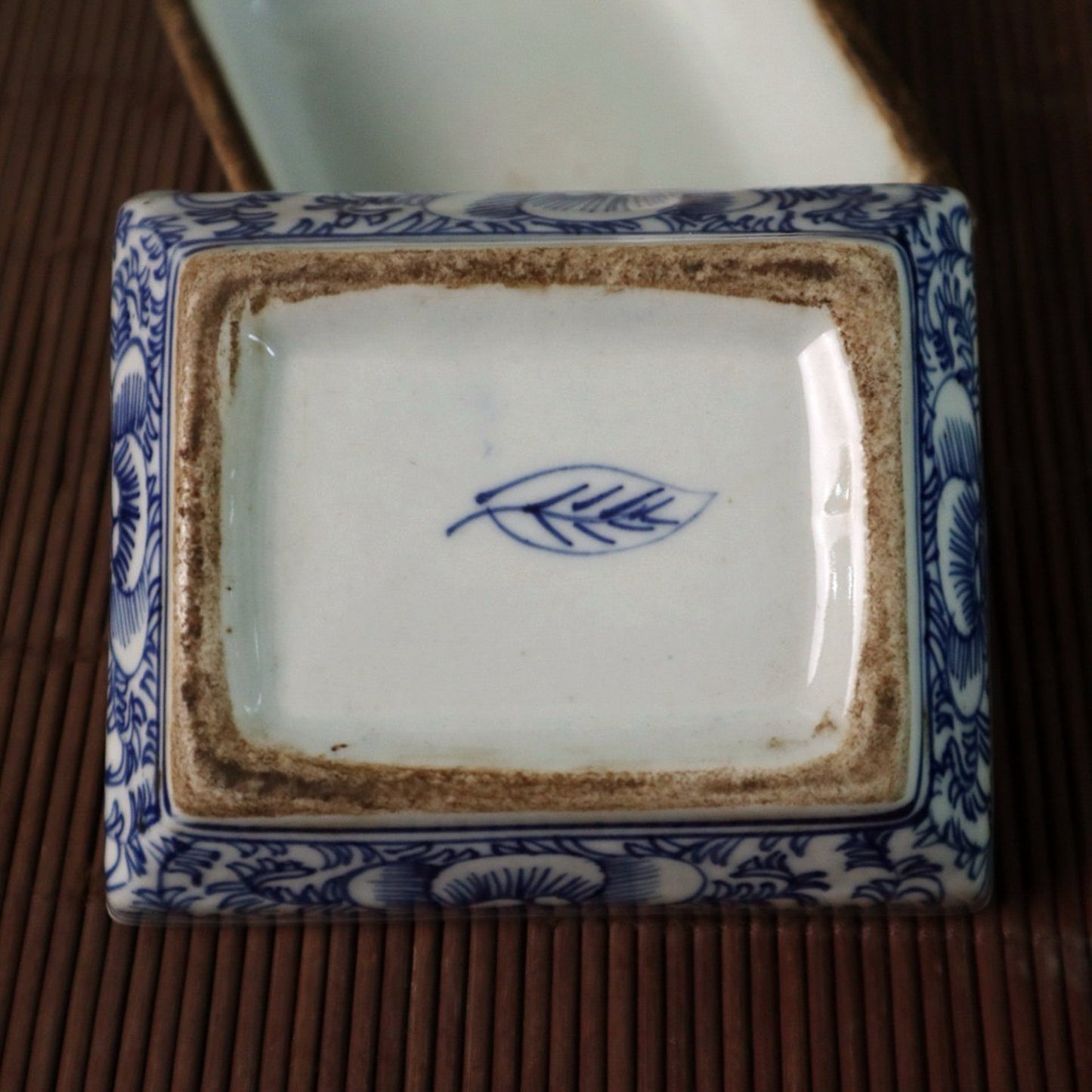 Ceramic blue and white double happiness pattern square printing box