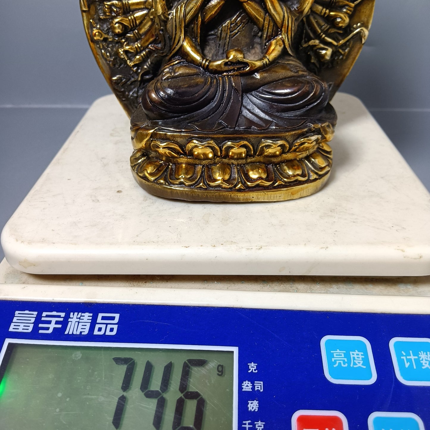 Chinese antique pure copper thousand handed Guanyin ornaments