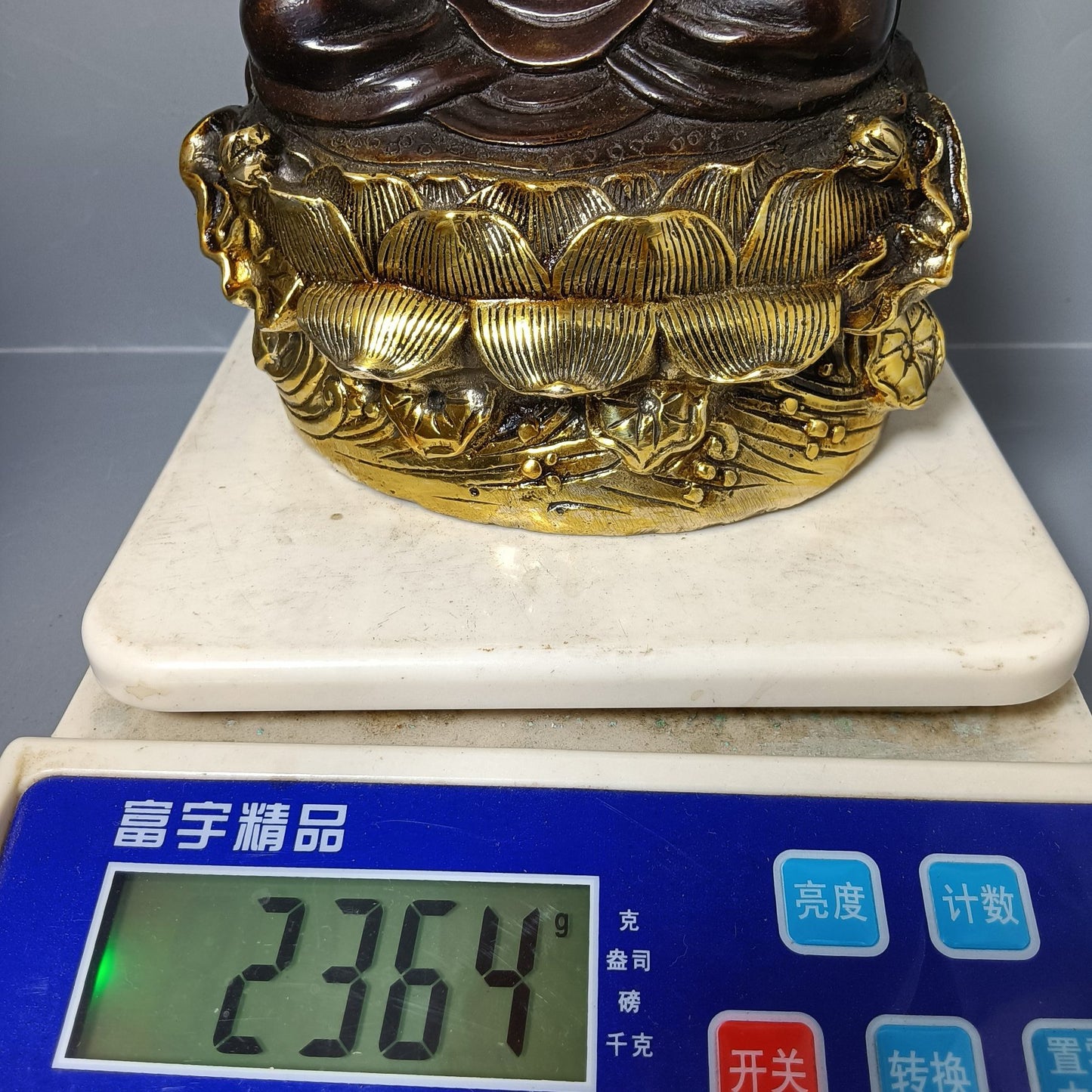 Chinese antique pure copper Guanyin ornaments