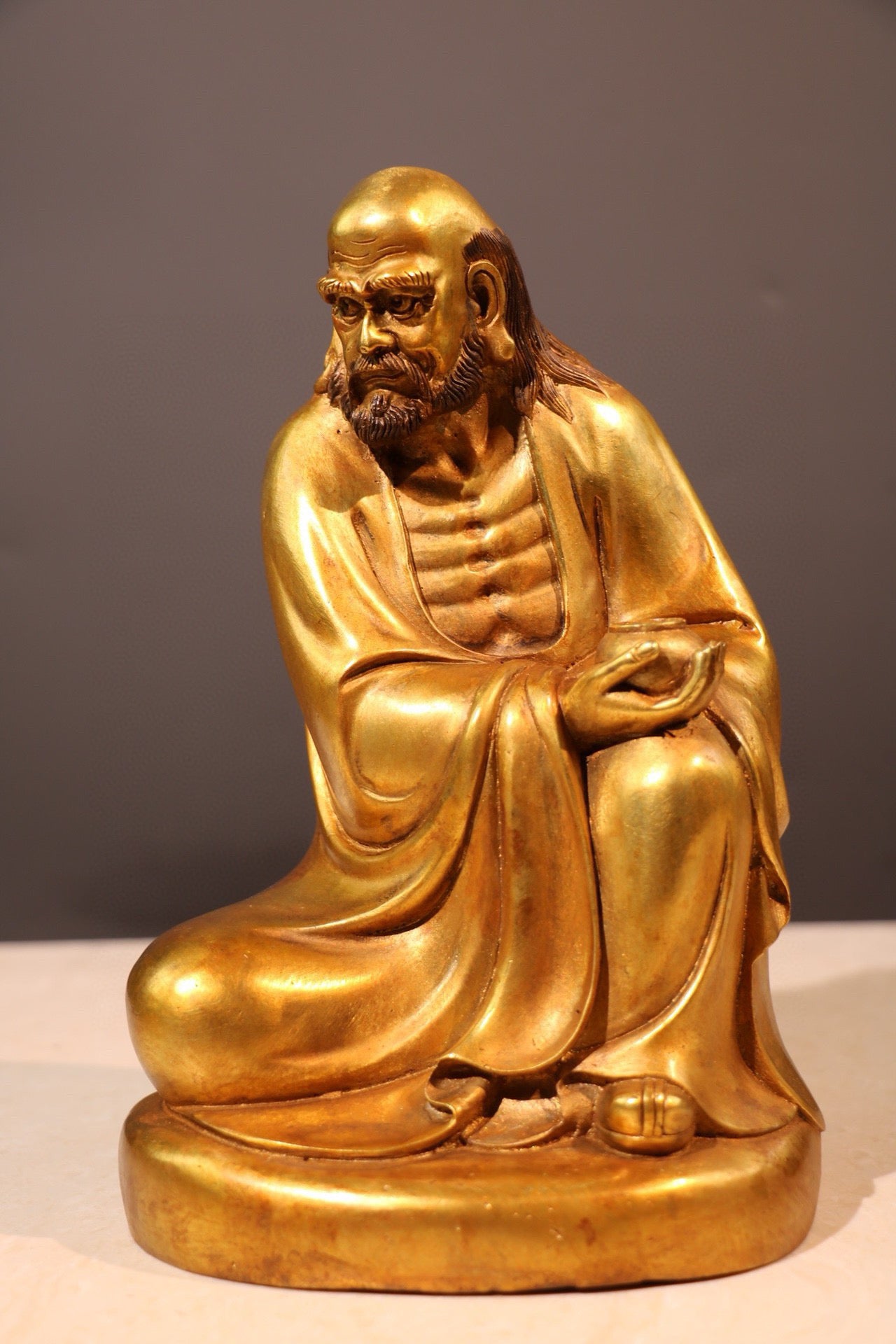 A Chinese antique statue of the Bodhisattva, the founder of Bodhisattva