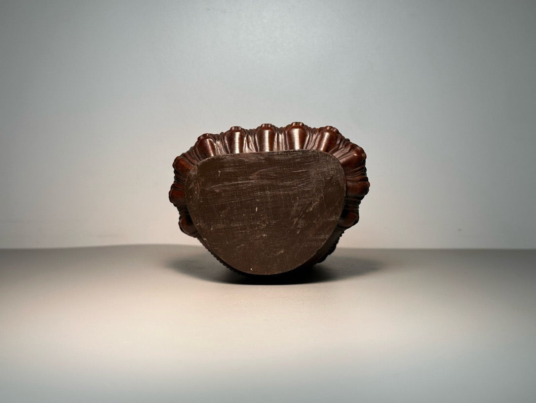 Chinese antique boxwood carving with exquisite craftsmanship to carve Tibetan Buddha