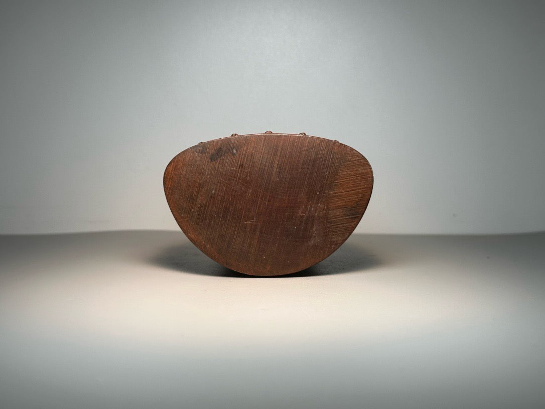 Chinese antique boxwood carving with exquisite craftsmanship, carving medicine jars and storing Buddha