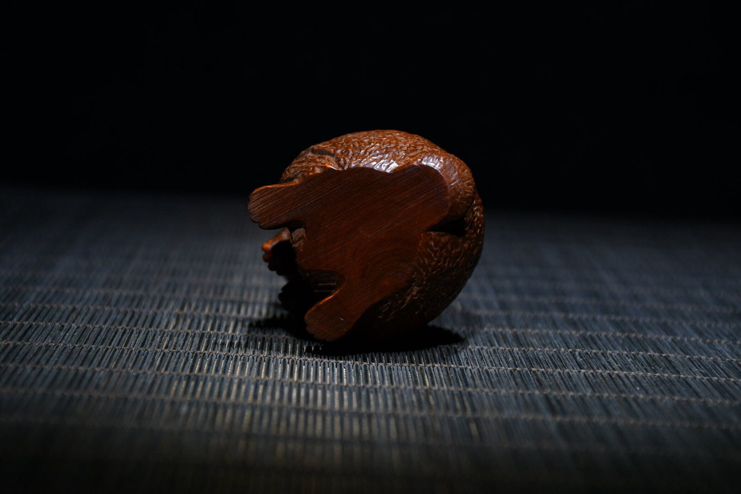 Boxwood statue Hand carved zodiac rabbit statue.drrs