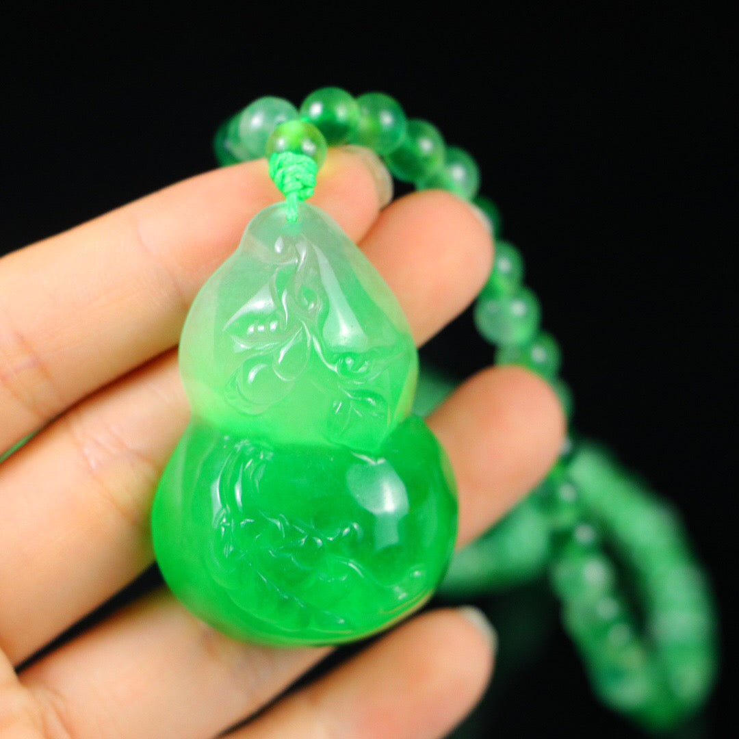Chinese Antique Perfect High Ice Precision Carving [Gourd Brand]
