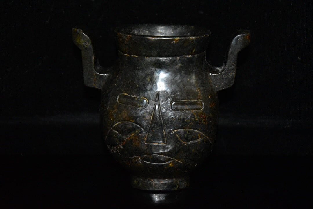 Chinese antique meteorite artifact