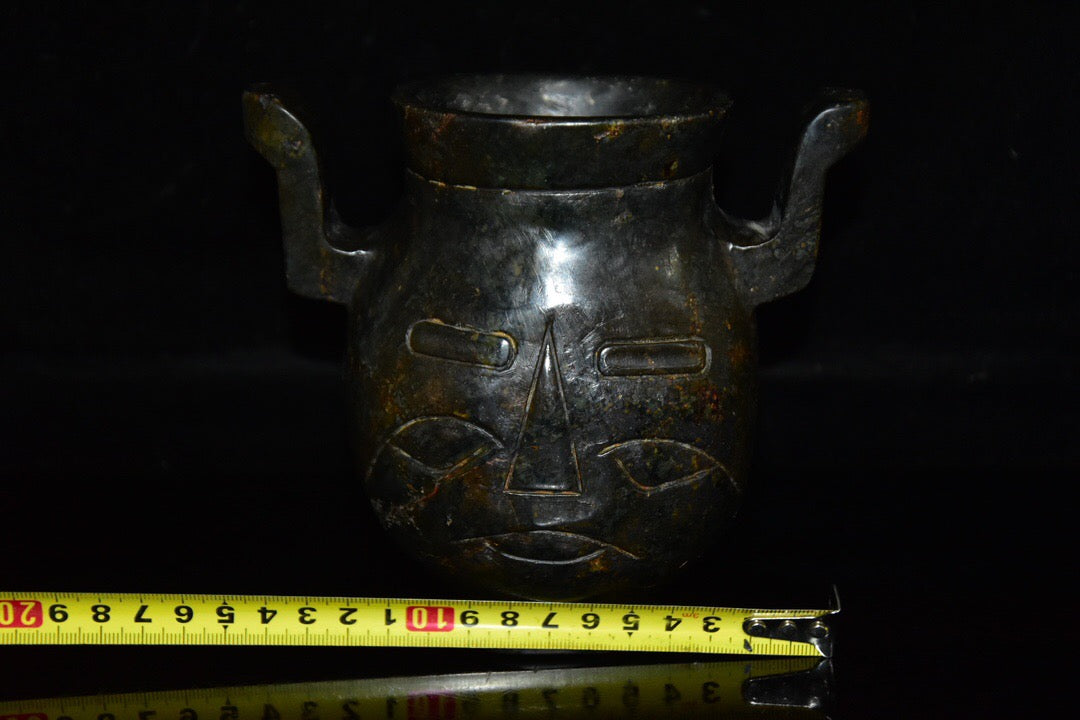 Chinese antique meteorite artifact