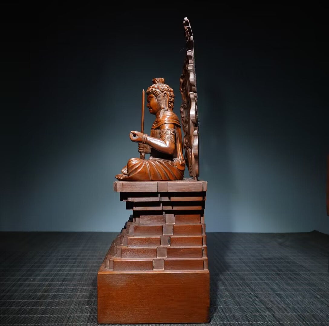 Chinese antique boxwood handmade carving of the immovable statue of the Ming King Buddha