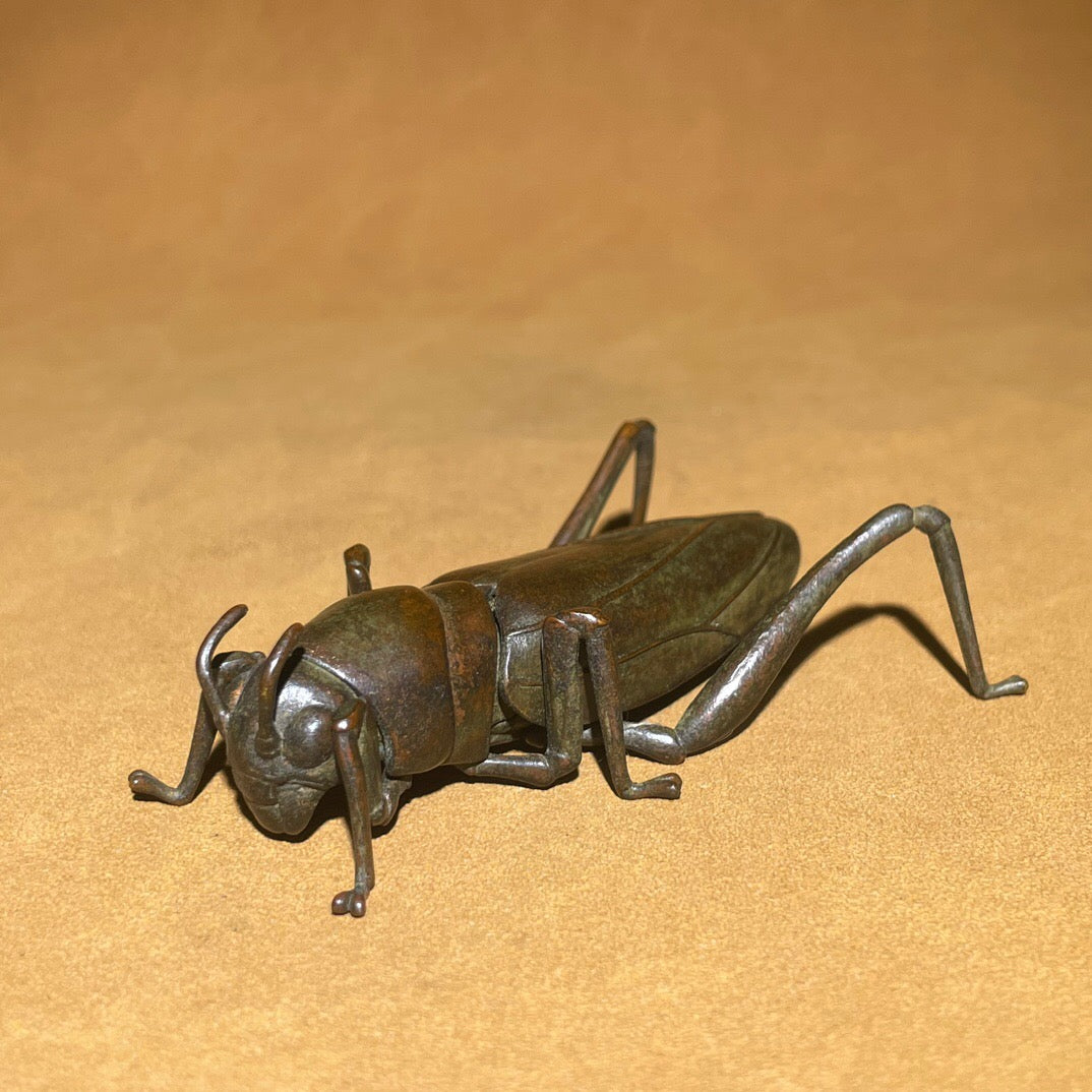 Chinese antique pure copper cricket tea pet ornament