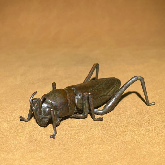 Chinese antique pure copper cricket tea pet ornament